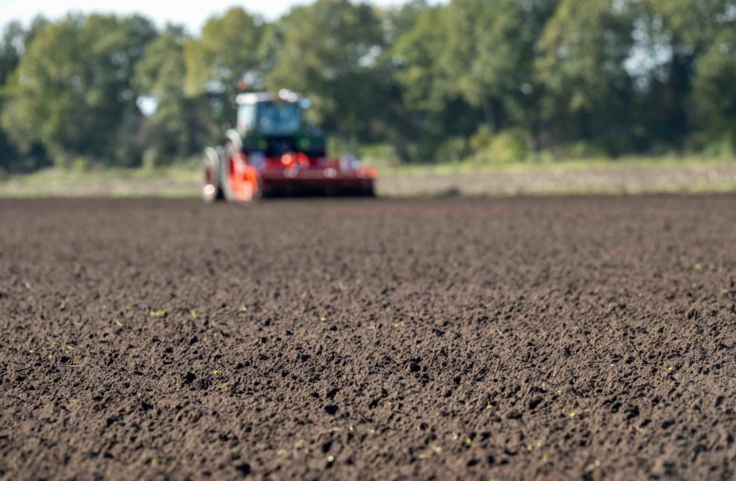 HR-9686-min-scaled_1070x700_acf_cropped-1